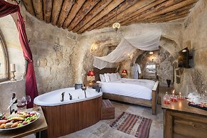 Kayata Cave Suites