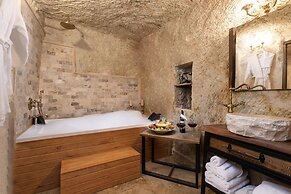 Kayata Cave Suites