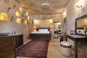 Kayata Cave Suites
