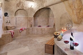 Kayata Cave Suites