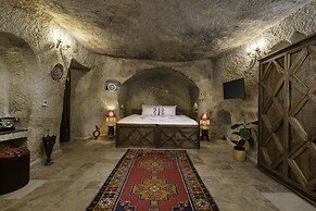 Kayata Cave Suites