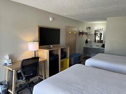 Days Inn by Wyndham Branson Ozarks