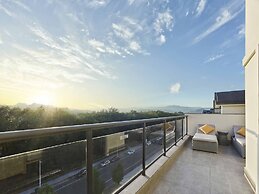 DoubleTree by Hilton Taizhou Shenxianju