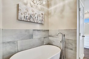 4513pooldaystwnnh - Pool Days and Dock Nights