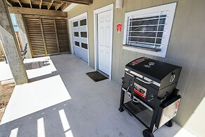 4513pooldaystwnnh - Pool Days and Dock Nights