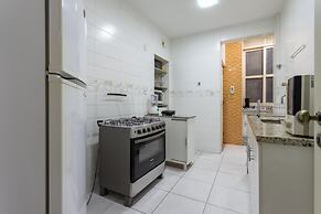 2 Minutes From Copacabana Beach A303