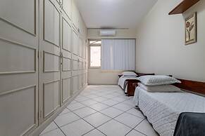 2 Minutes From Copacabana Beach A303