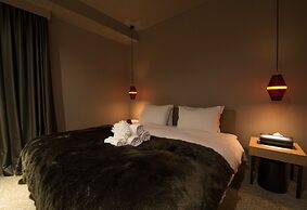 Aspect Luxury Apartments by H2 Life