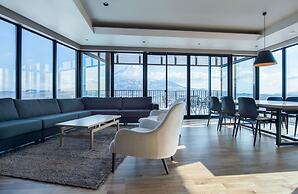 Aspect Luxury Apartments by H2 Life