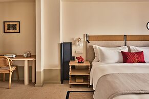 Cosme, A Luxury Collection Resort, Paros