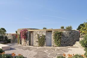 Cosme, A Luxury Collection Resort, Paros