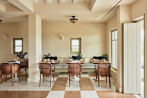 Cosme, A Luxury Collection Resort, Paros