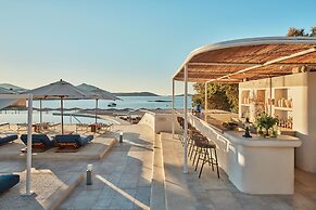 Cosme, A Luxury Collection Resort, Paros