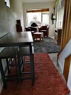Charming 1-bed Maisonette With Mountain View