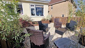 Charming 1-bed Maisonette With Mountain View