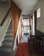 Charming 1-bed Maisonette With Mountain View