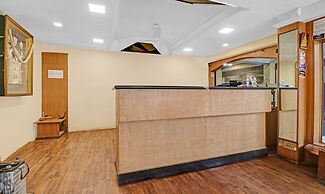 Treebo Surya Yatri Niwas