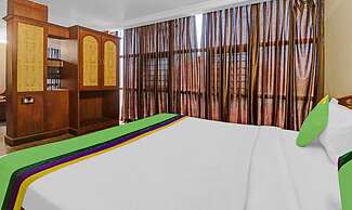 Treebo Surya Yatri Niwas