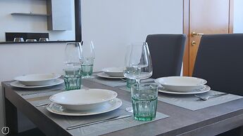 Piazza Amendola 14 - Como