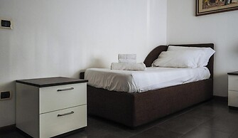 Viale Hambury 51
