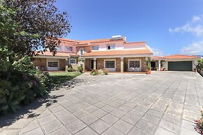 Guincho Garden Villa II by Homing