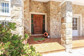Guincho Garden Villa I by Homing