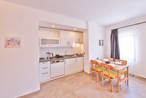 Thomas Suites Datca