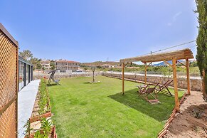 Thomas Suites Datca