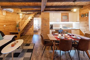 Chalet Markoci With Hot Tub