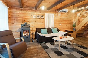 Chalet Markoci With Hot Tub