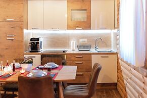 Chalet Markoci With Hot Tub