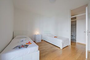 Locarno Place