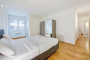 Locarno Place