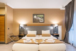 Orange Hotel & Spa