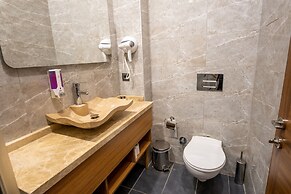 Orange Hotel & Spa