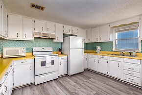 Casa Azul - 315 Port Royal 3 Bedroom Home by RedAwning