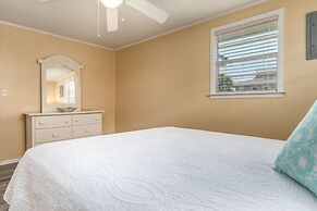 Casa Azul - 315 Port Royal 3 Bedroom Home by RedAwning