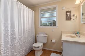 Casa Azul - 315 Port Royal 3 Bedroom Home by RedAwning