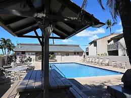 Kihei Holiday 113 2 Bedroom Condo by RedAwning