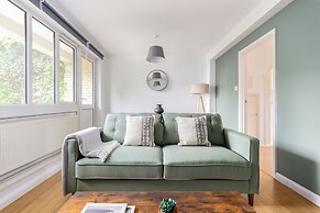 The Canonbury Villas