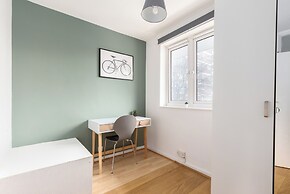 The Canonbury Villas