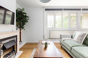 2 Bed Flat with Garden in Canonbury