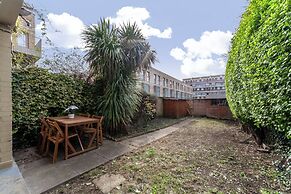 2 Bed Flat with Garden in Canonbury