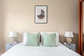 2 Bed Flat with Garden in Canonbury