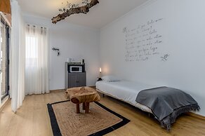 Villa Center