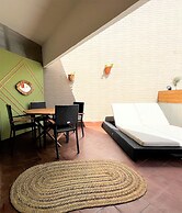 Villa Center
