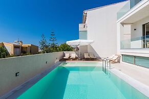 Villa Amelia I Free Mini van Private Pool