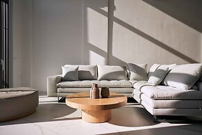 Omnia Villa I - Heated Pool Stunning Seaview