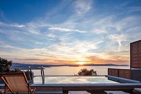 Omnia Villa I - Heated Pool Stunning Seaview