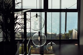 Omnia Villa I - Heated Pool Stunning Seaview